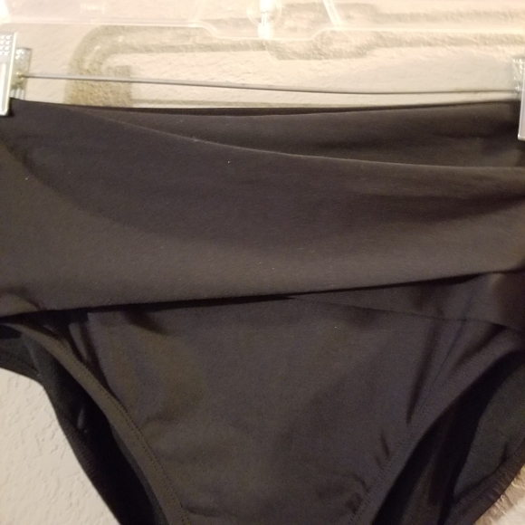 Apt 9 Women's New Black Crossover High Waist Swimsuit Bottoms Size XXL (20) - Picture 3 of 6